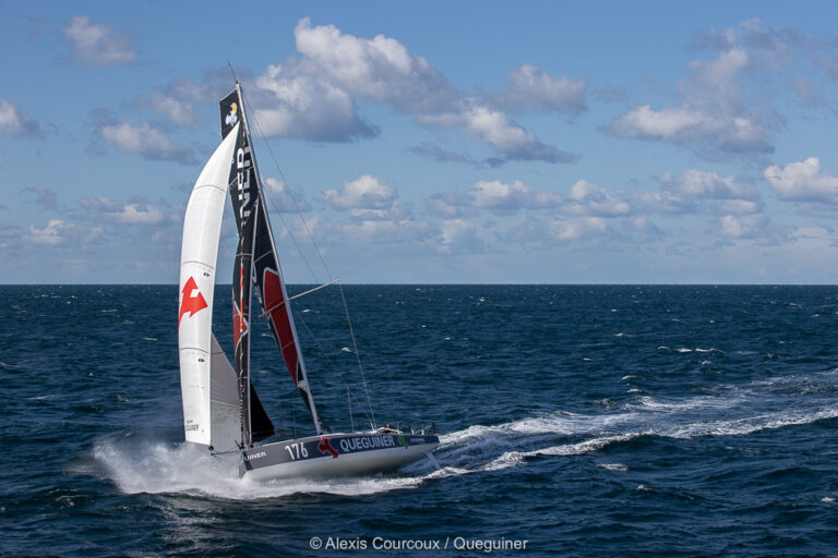 QUEGUINER SAILING TEAM